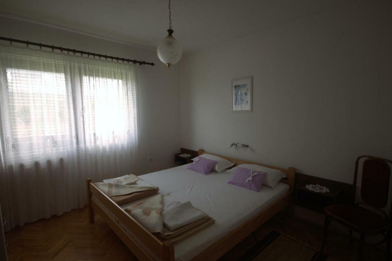 Apartments Cvelic Milovcic Malinska Zewnętrze zdjęcie